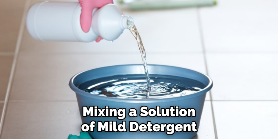 Mixing a Solution of Mild Detergent