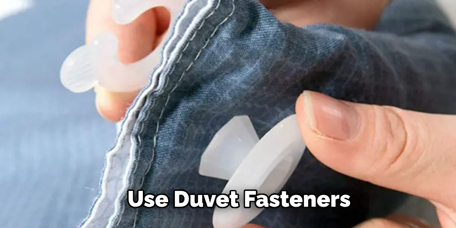 Use Duvet Fasteners