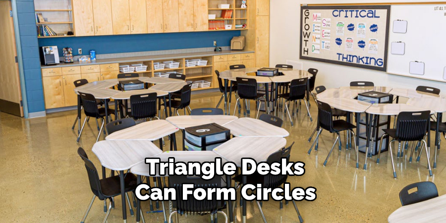 Triangle Desks Can Form Circles