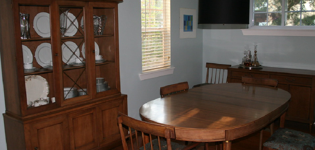 How to Paint China Cabinet