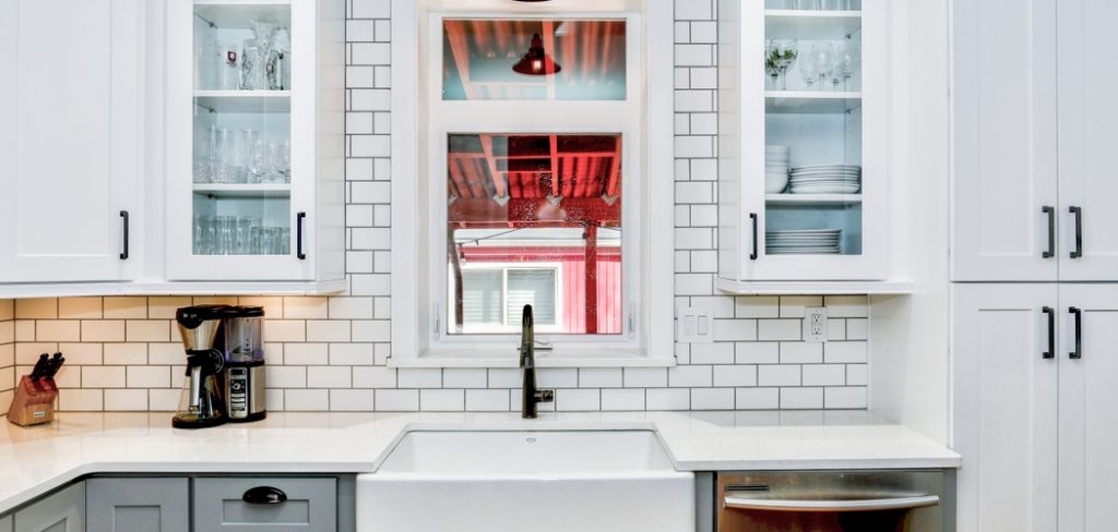 How to Put Trim on Cabinet Doors