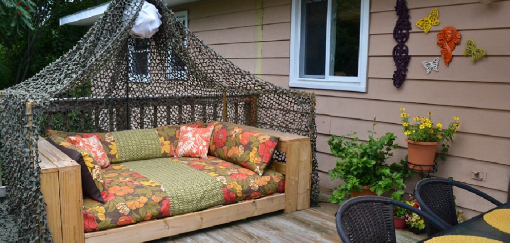 How to Build Outdoor Daybed