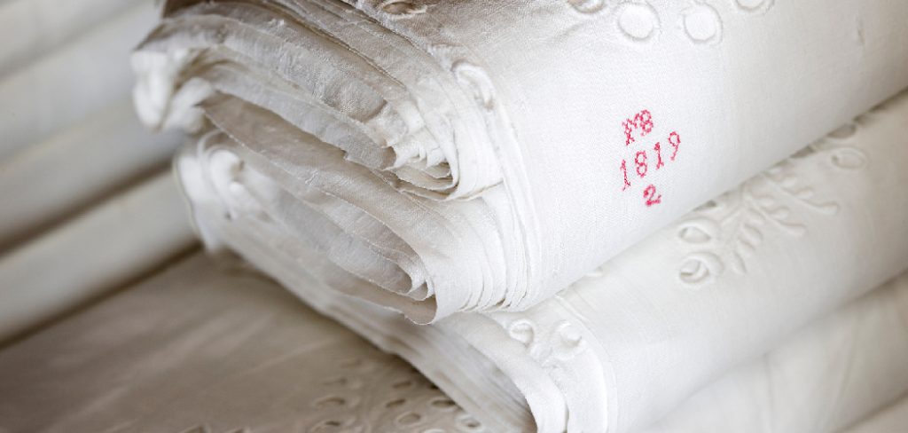 How to Dry Bed Sheets