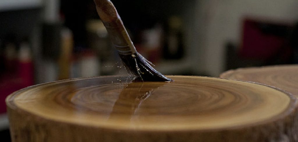 How to Apply Lacquer to Wood Furniture