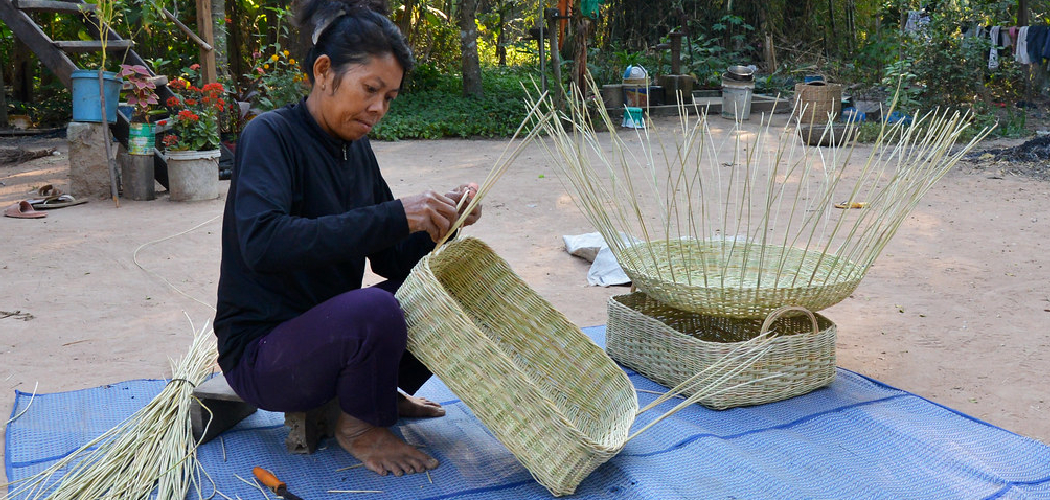 How to Make a Wicker Basket