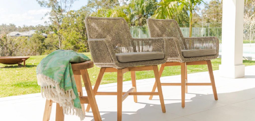 How to Protect Outdoor Furniture