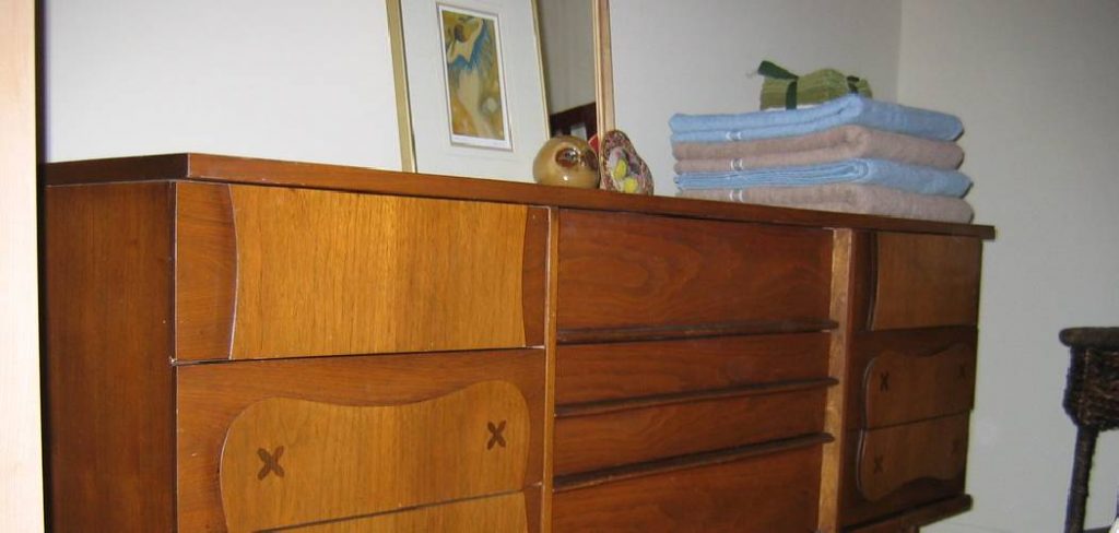 How to Clean Dresser