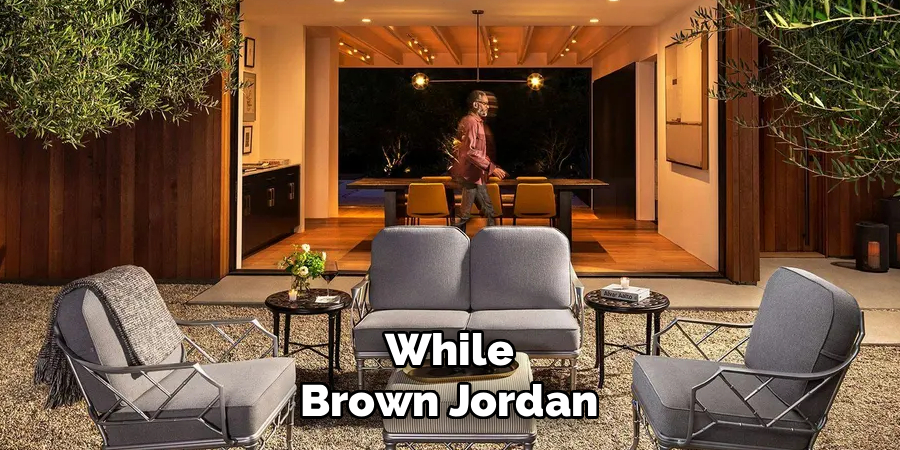While Brown Jordan